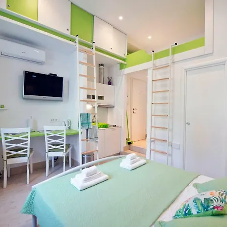 Apartment Microapartment Suni Split