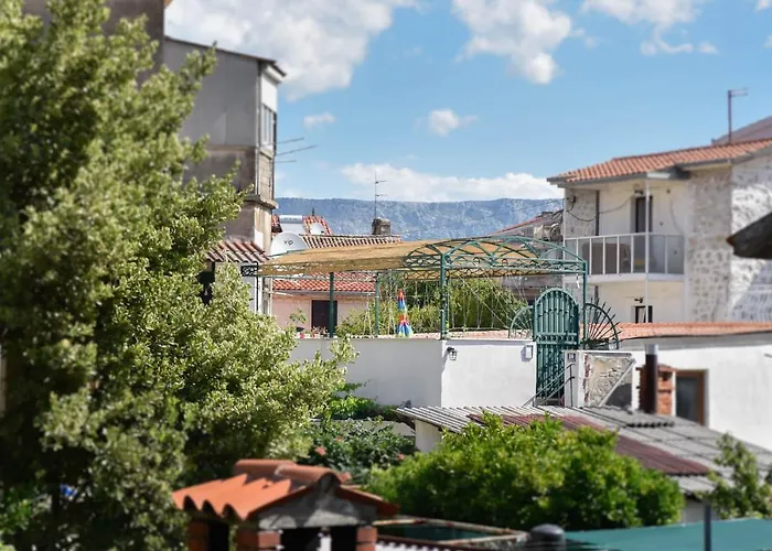 Apartment Mana 4 Split