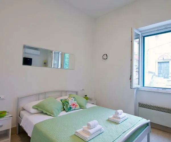 Apartment Mana 4 Split